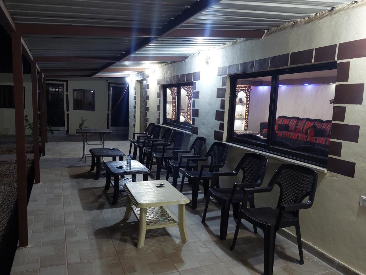 Wadi Rum Oryx Hostel & Tours Exterior photo